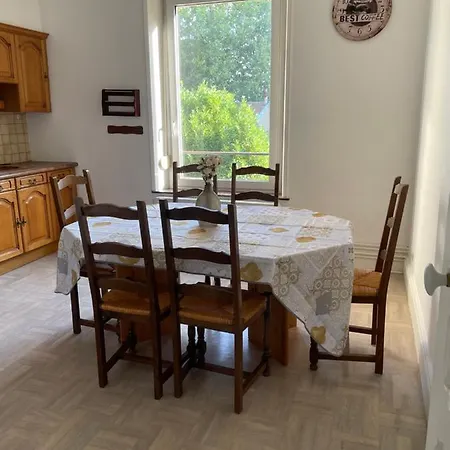 Entier A Artem - Proche De Thermal * Нанси